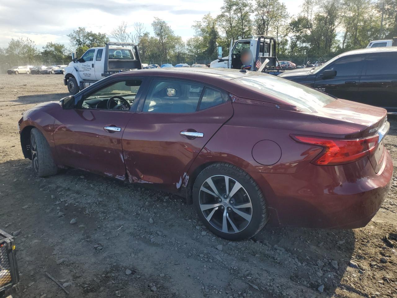2017 NISSAN Maxima
