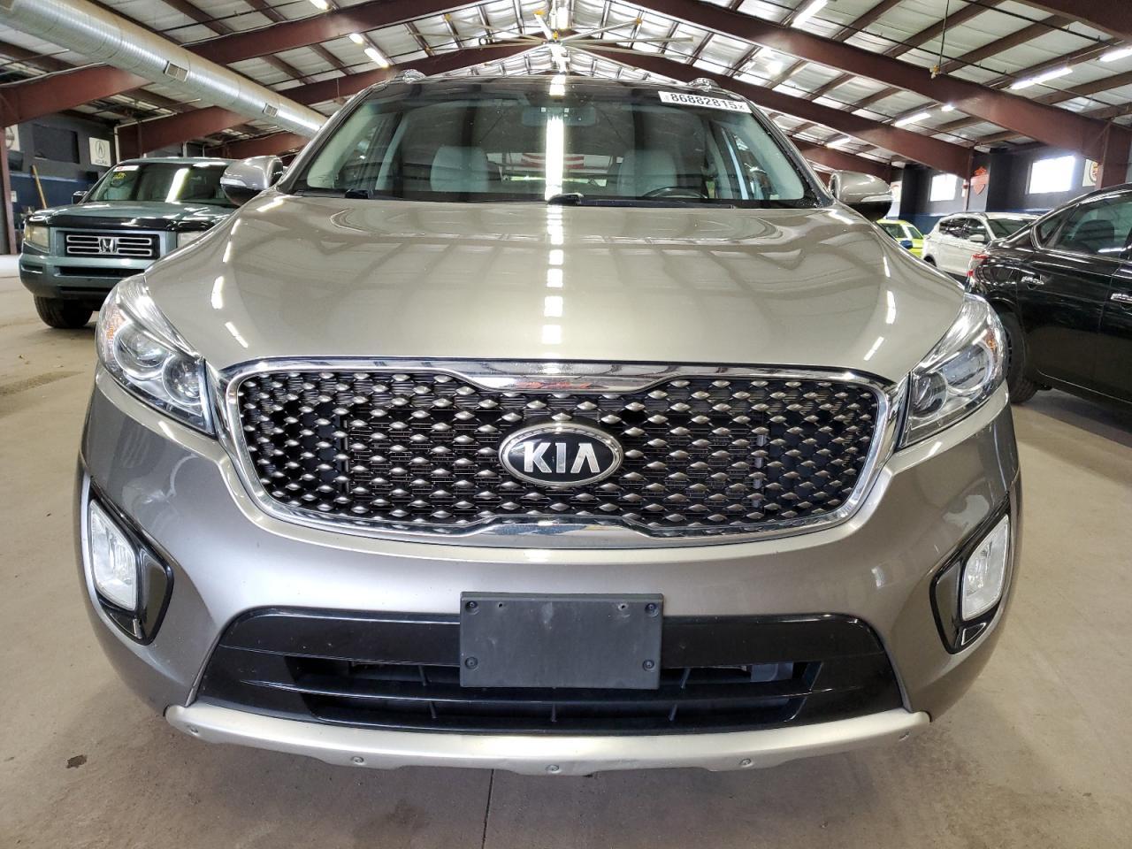 2016 KIA SORENTO