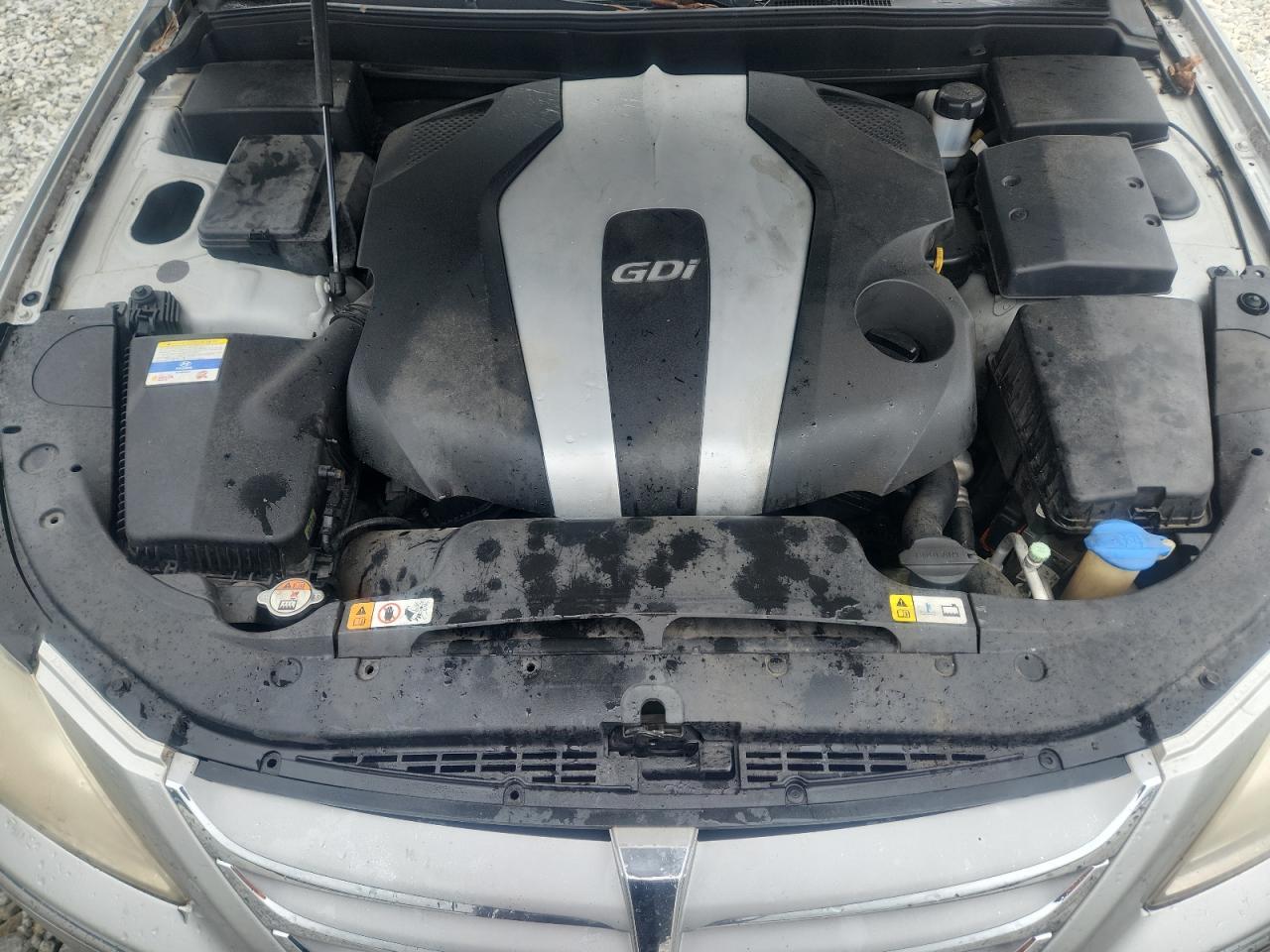 2012 HYUNDAI GENESIS