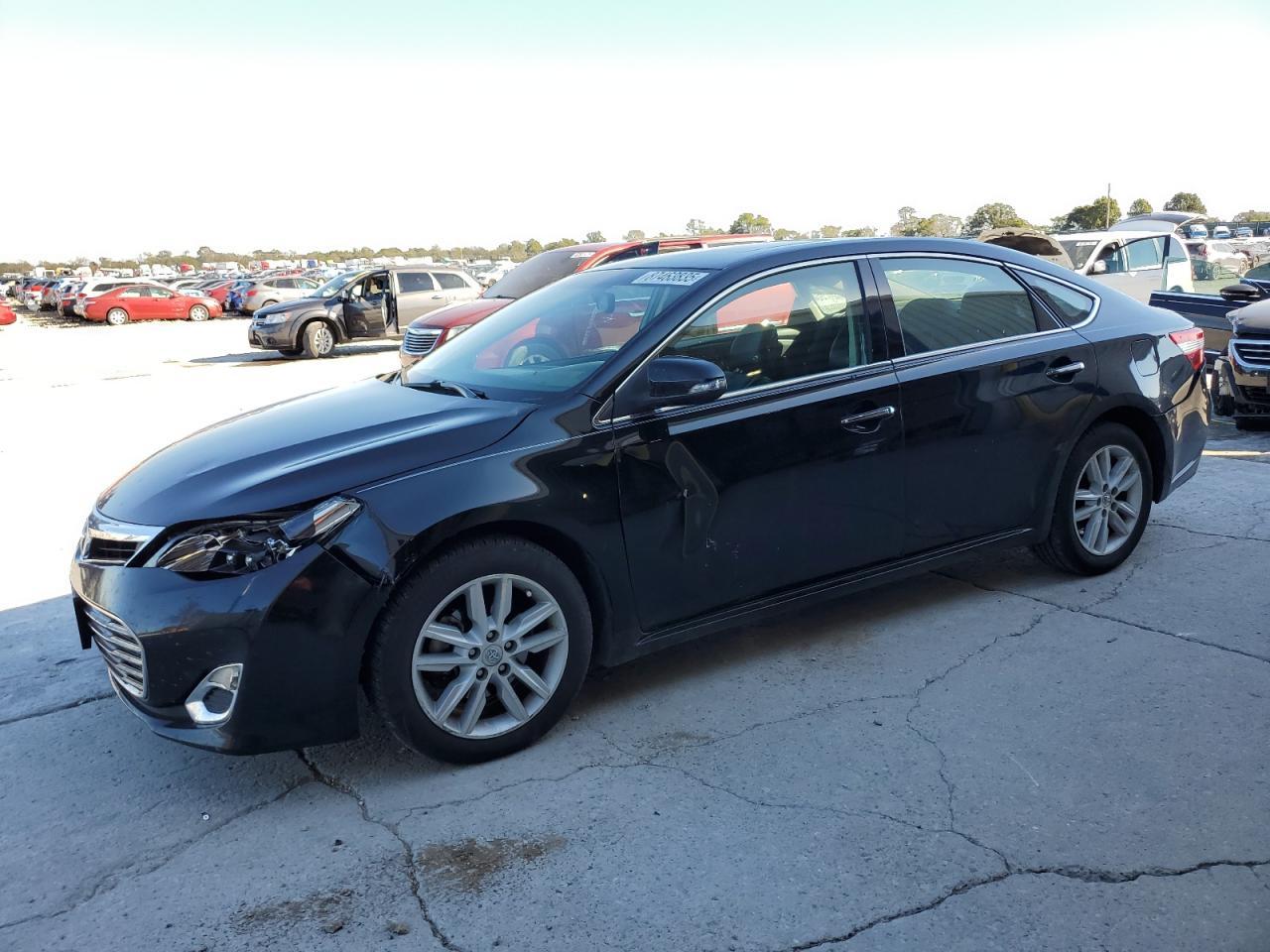 2013 TOYOTA Avalon
