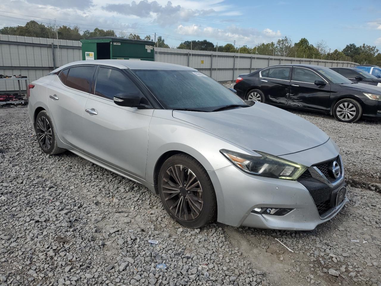 2018 NISSAN Maxima