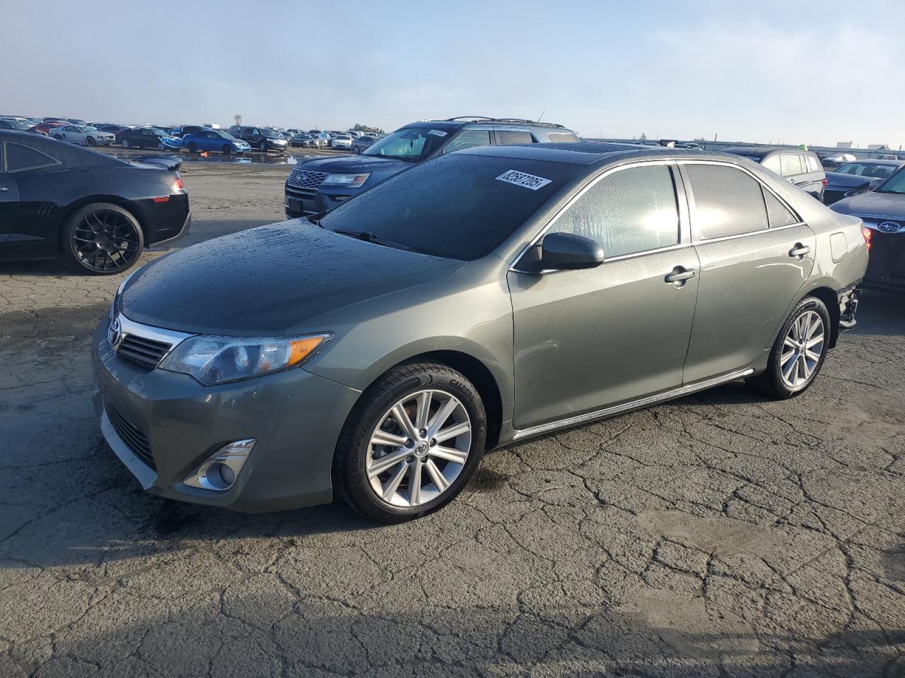 2014 TOYOTA CAMRY