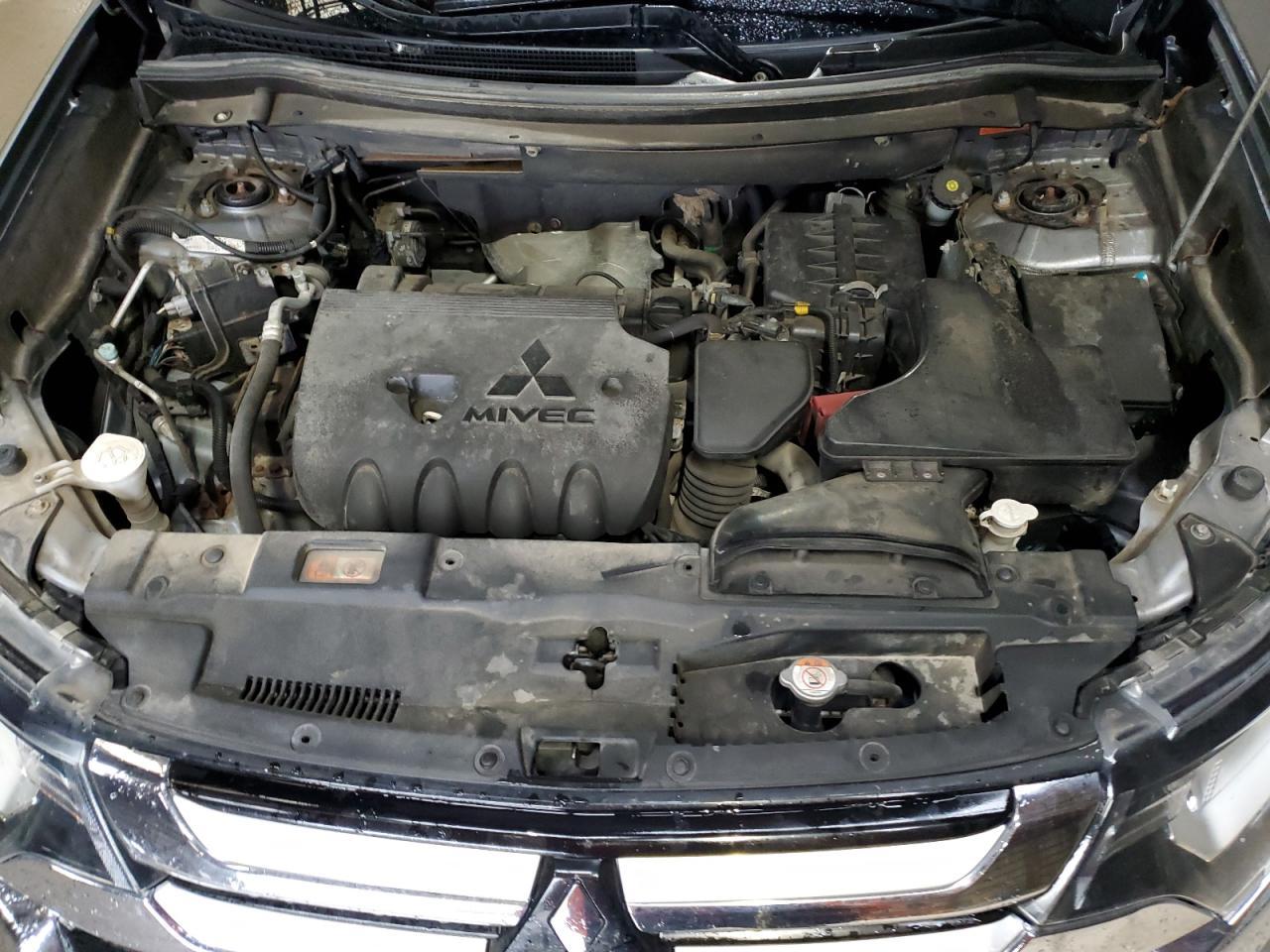 2016 MITSUBISHI outlander