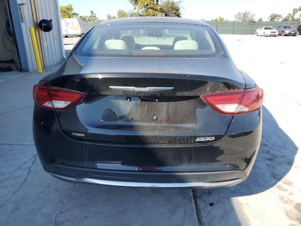 2016 CHRYSLER 200
