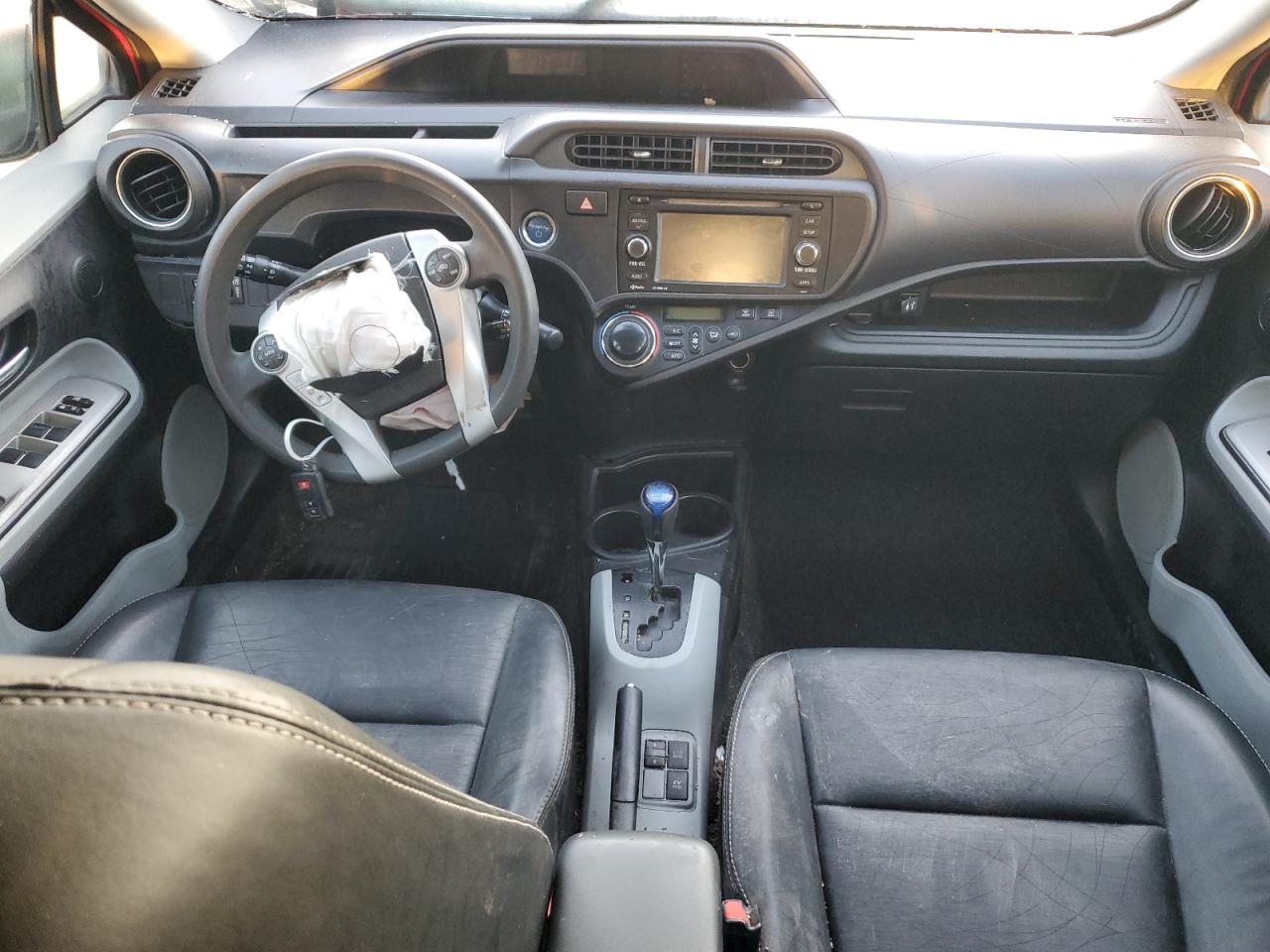 2012 TOYOTA Prius c
