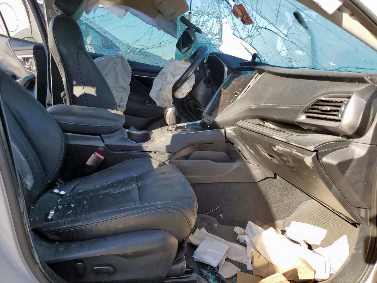 2021 SUBARU Outback