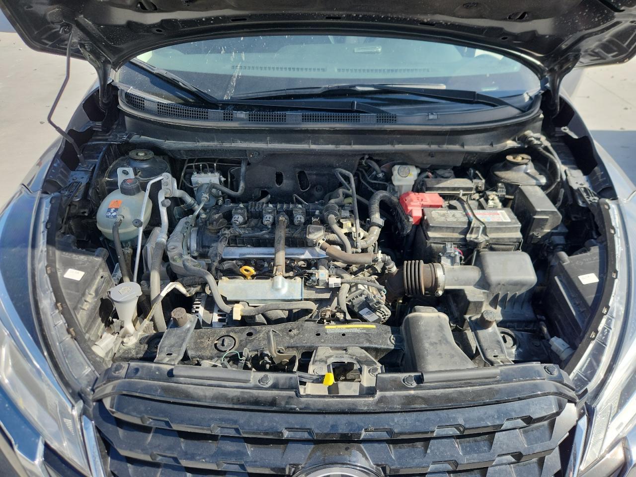 2024 NISSAN KICKS
