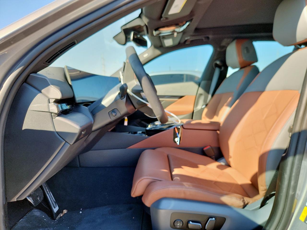 2024 BMW i5