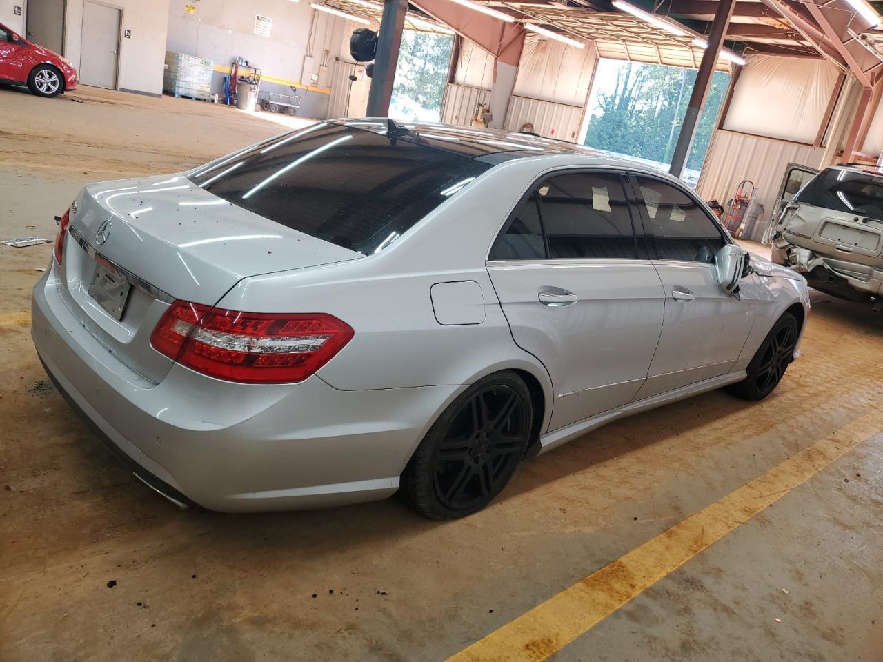 2010 MERCEDES-BENZ E-Class