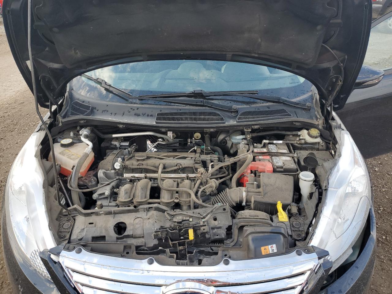 2013 FORD Fiesta