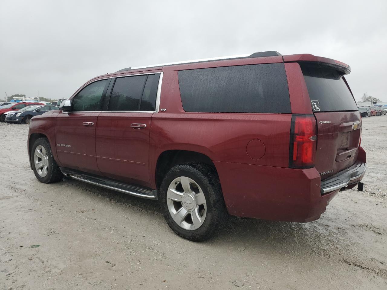 2016 CHEVROLET Suburban