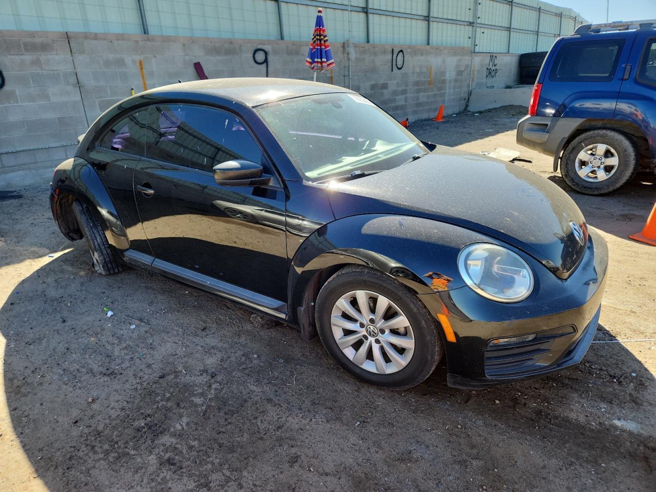2017 VOLKSWAGEN Beetle