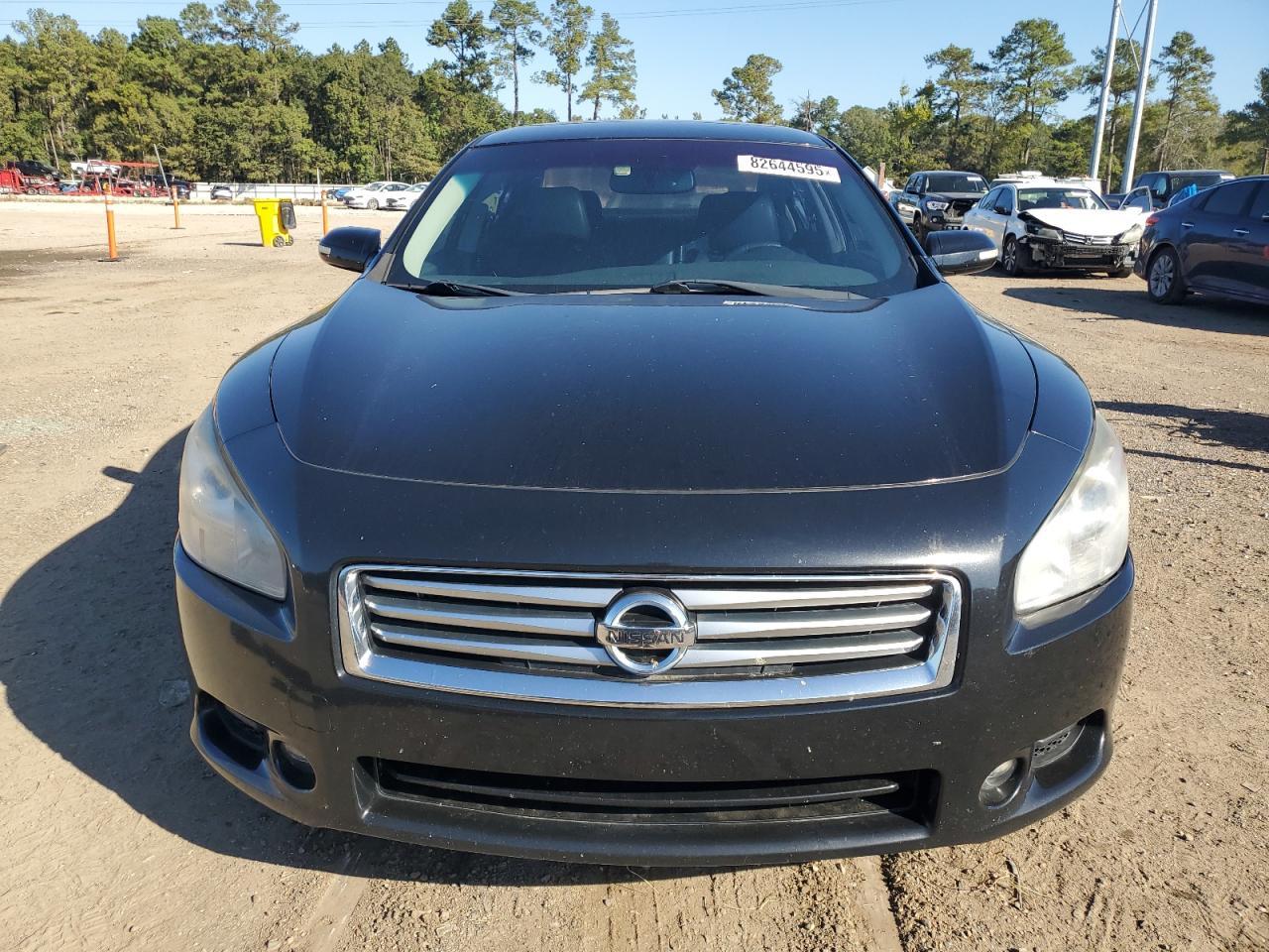 2014 NISSAN Maxima