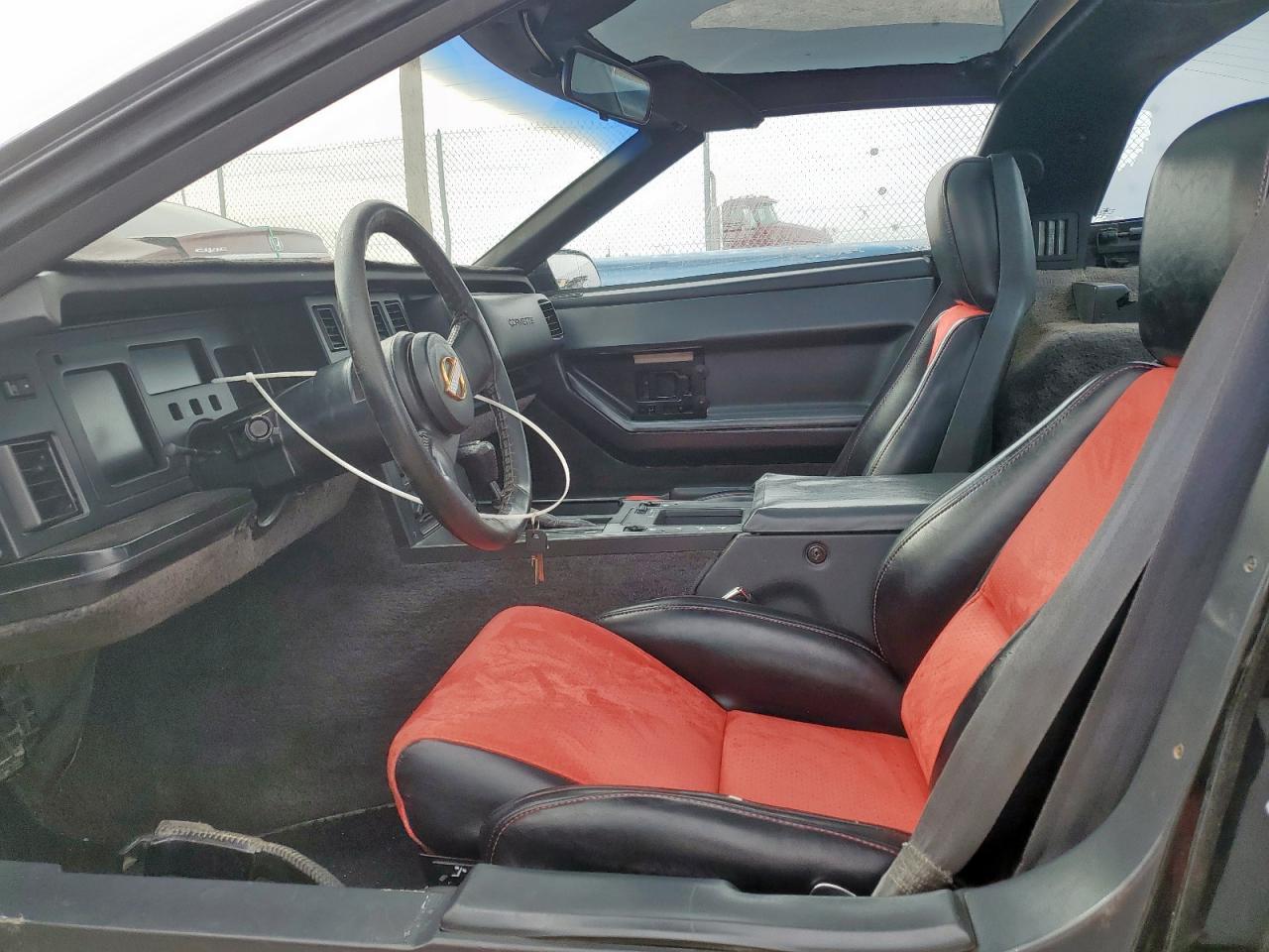 1984 CHEVROLET CORVETTE