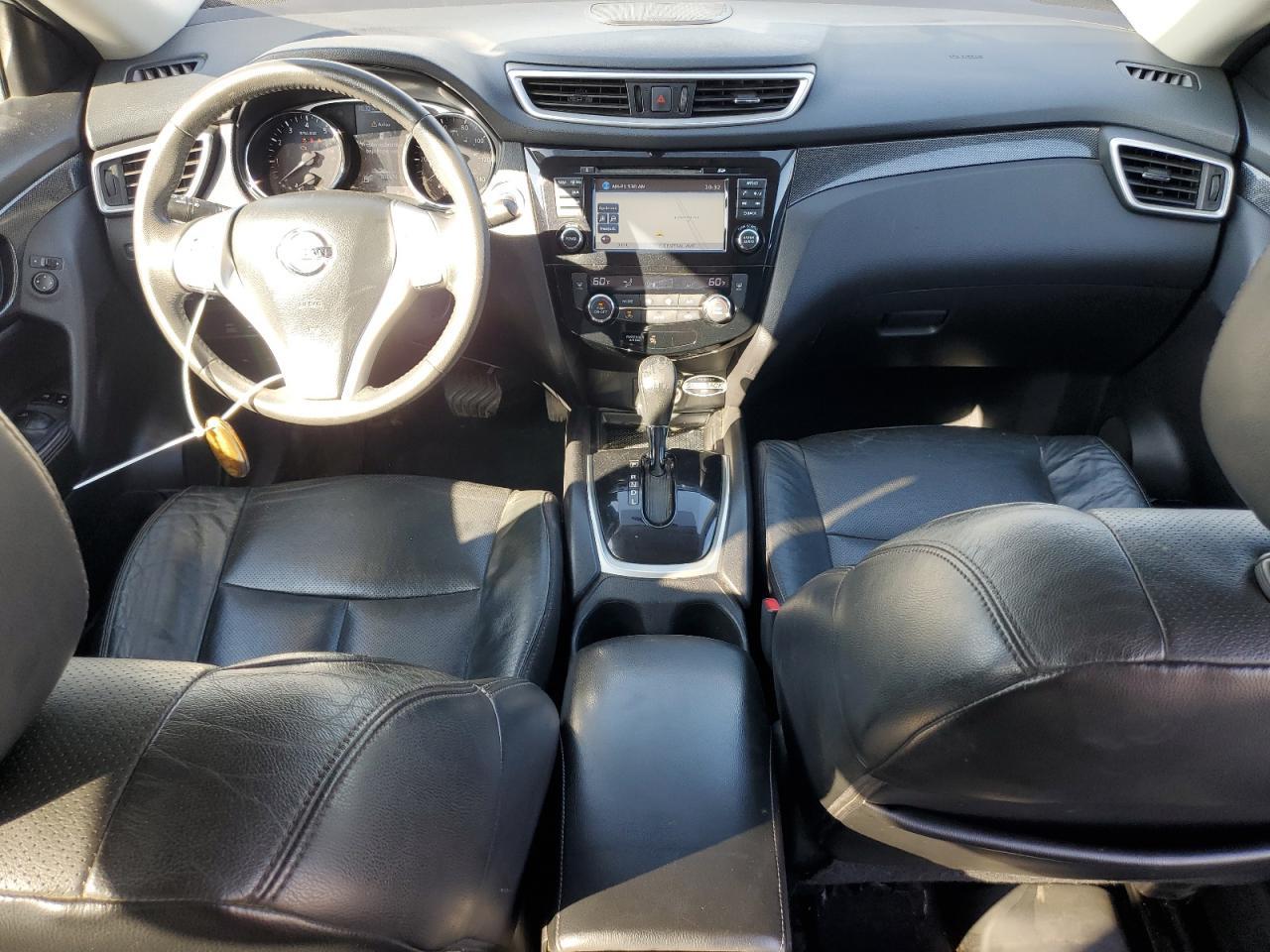 2015 NISSAN ROGUE