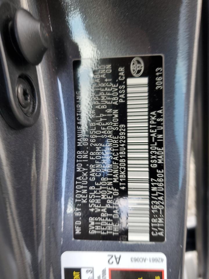 2011 TOYOTA Avalon