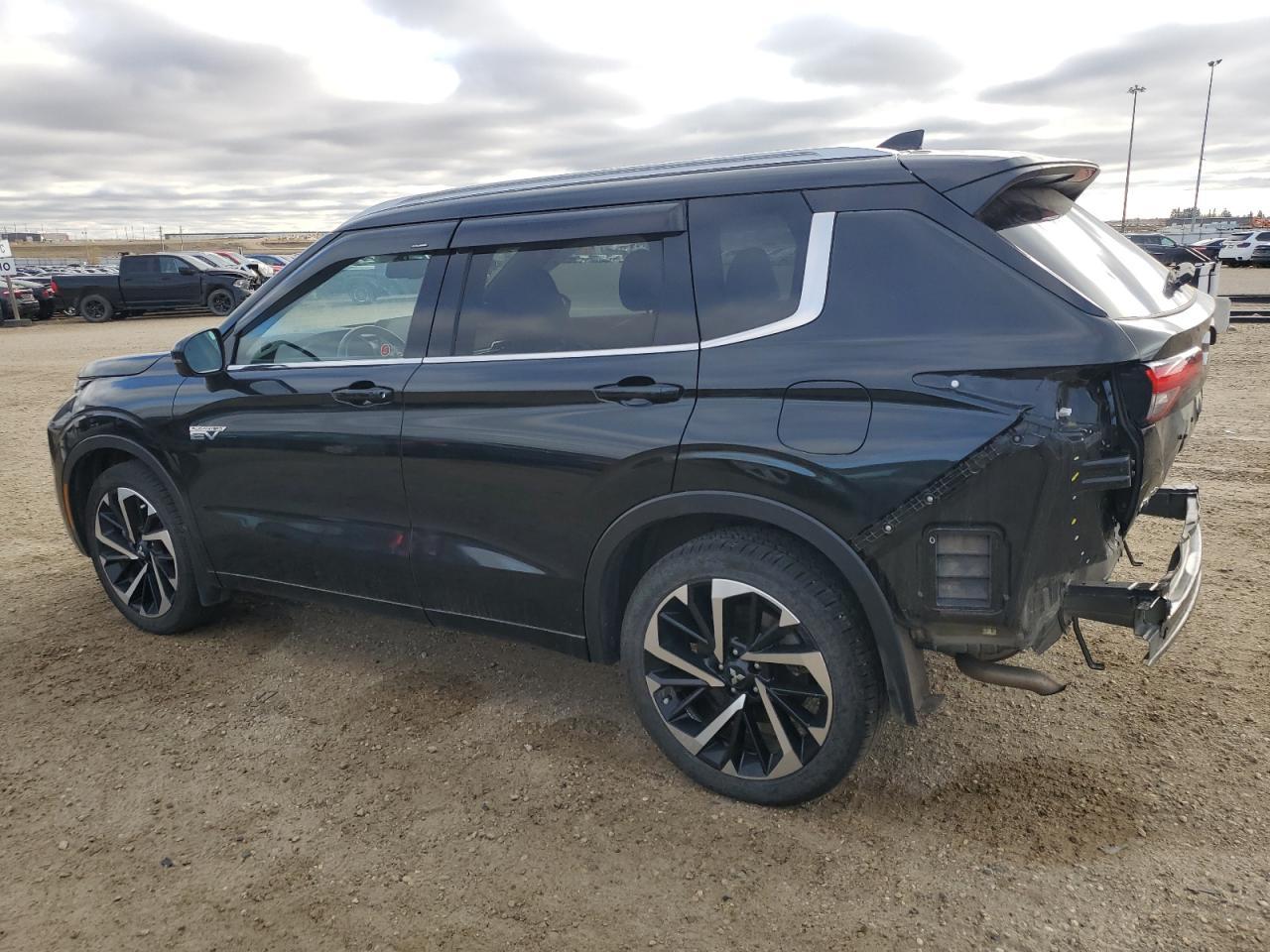 2024 MITSUBISHI outlander