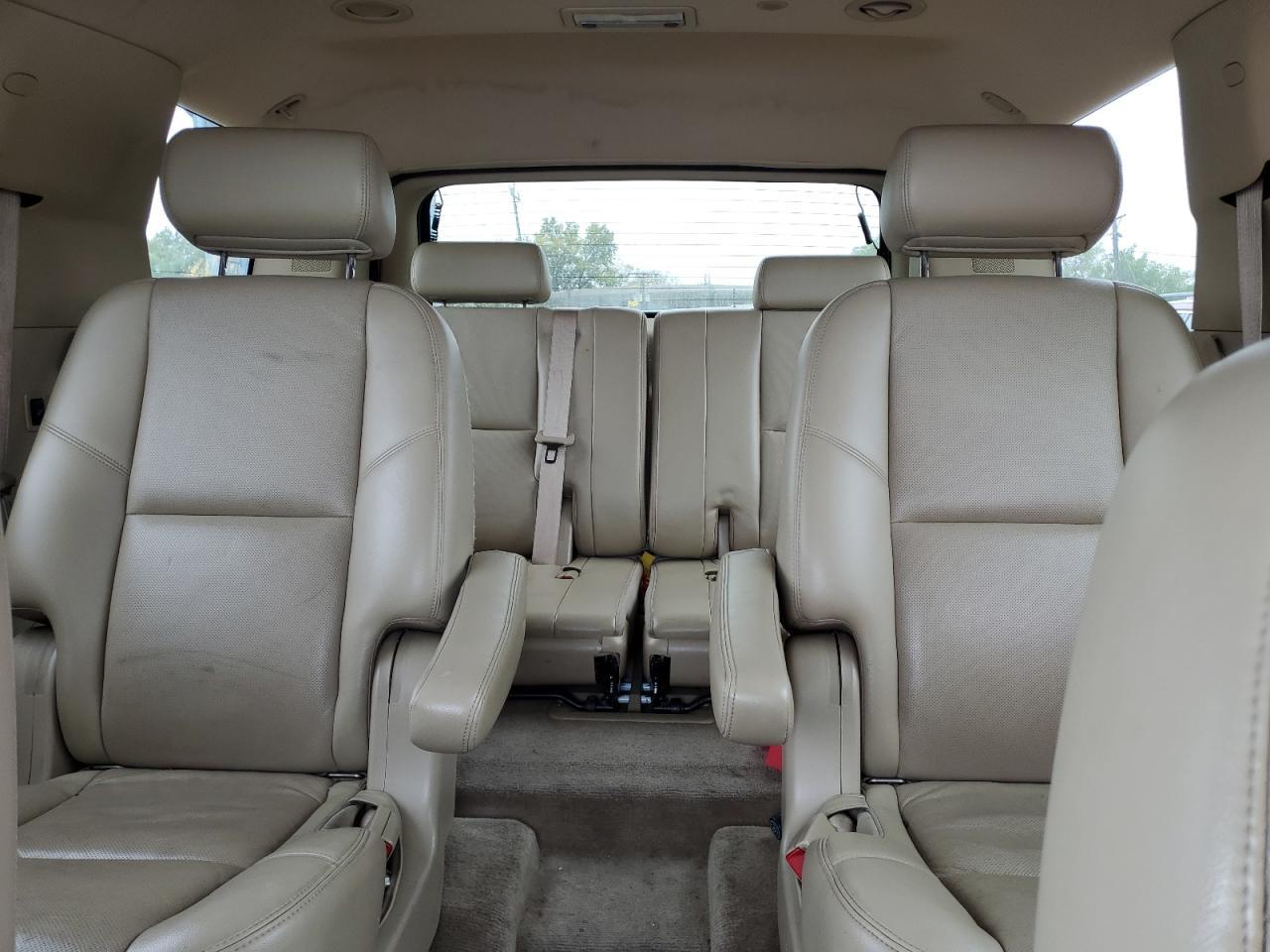 2010 CHEVROLET Tahoe