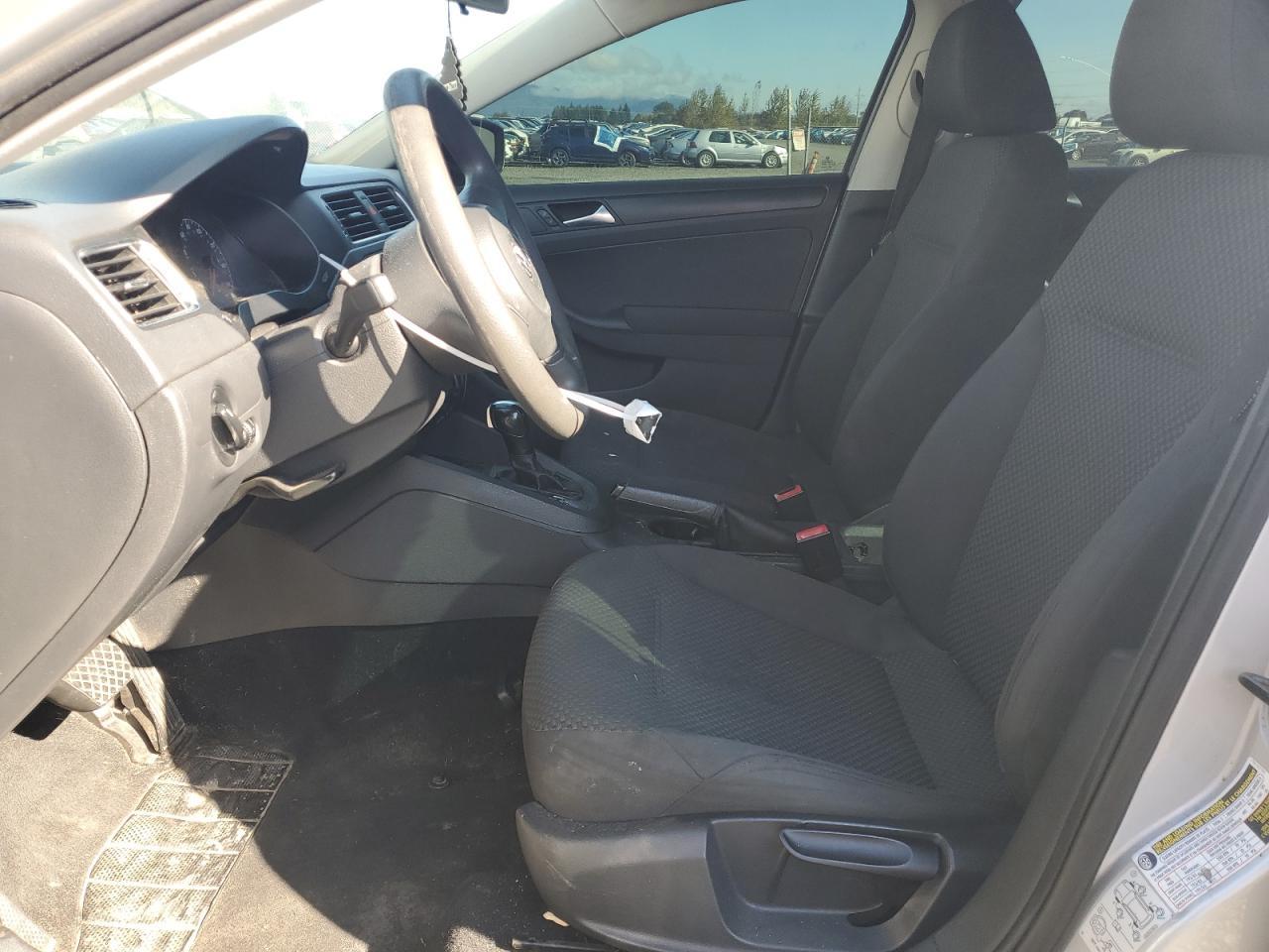 2012 VOLKSWAGEN JETTA