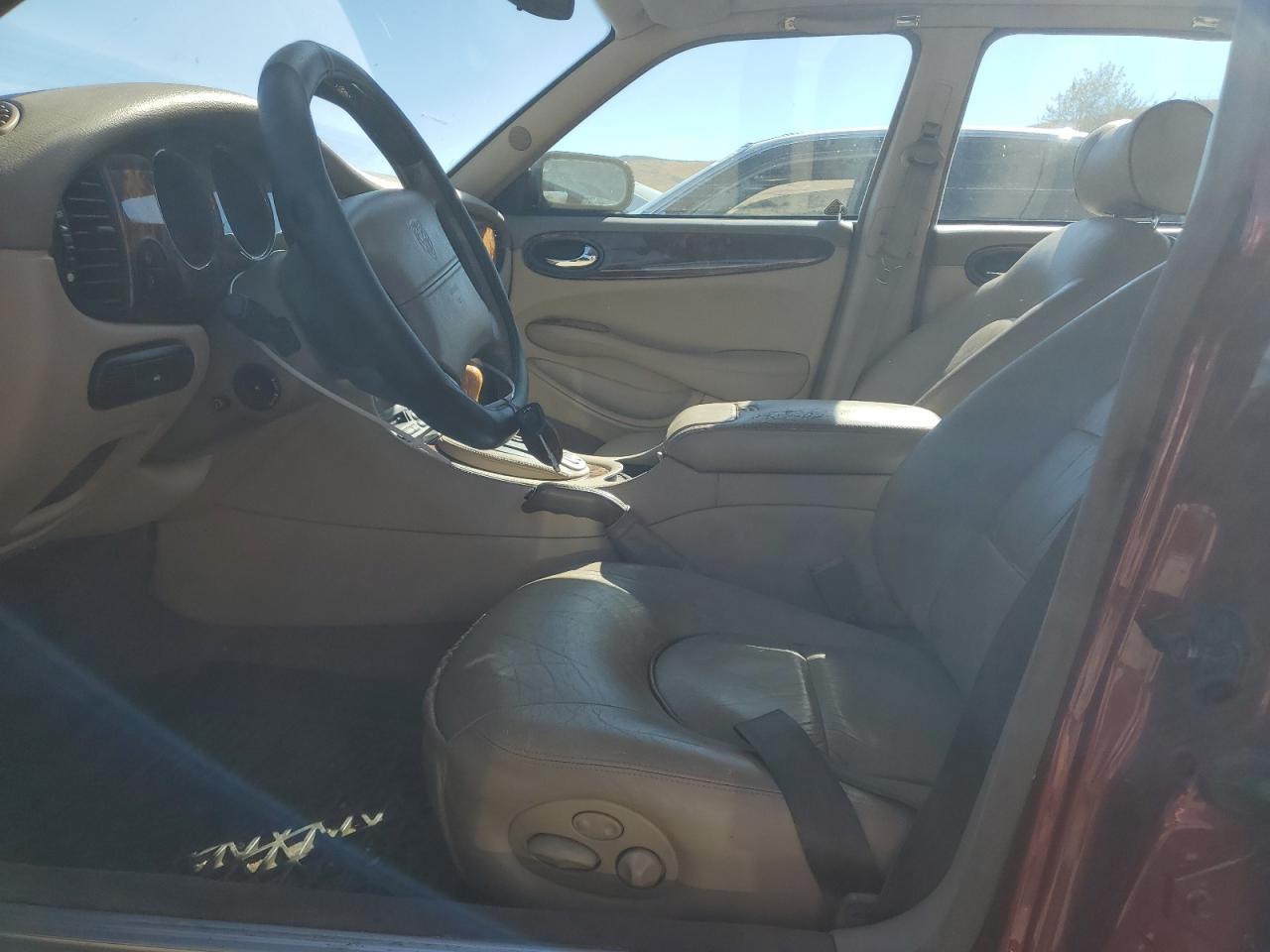 2001 JAGUAR Vandenplas