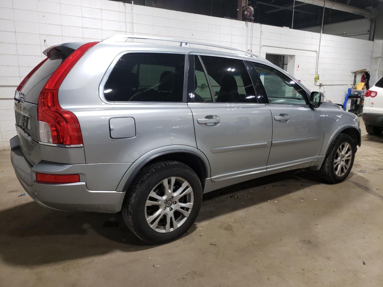 2013 VOLVO XC90
