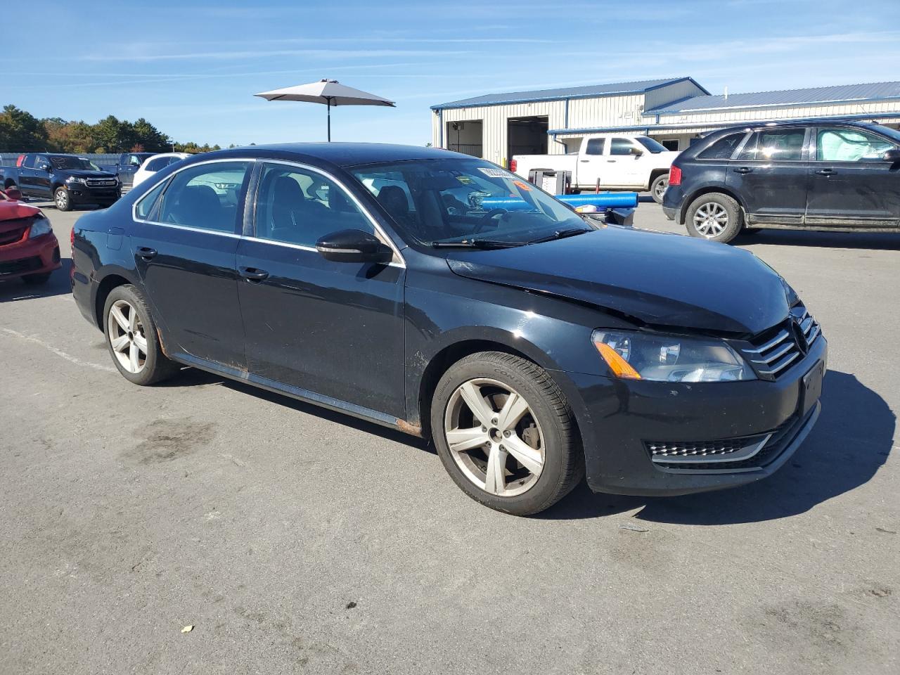 2012 VOLKSWAGEN Passat