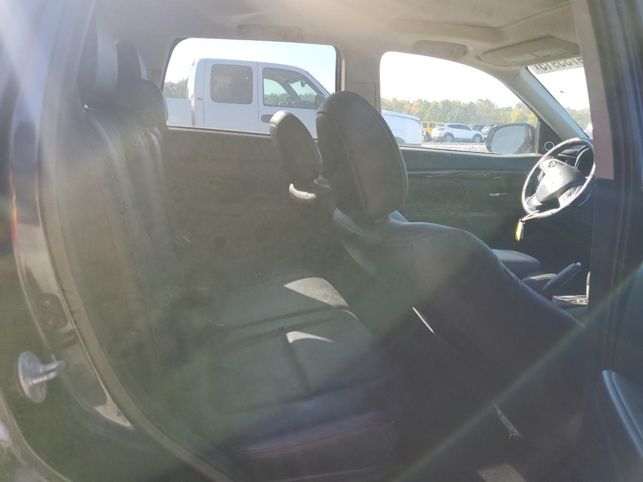 2014 MITSUBISHI outlander