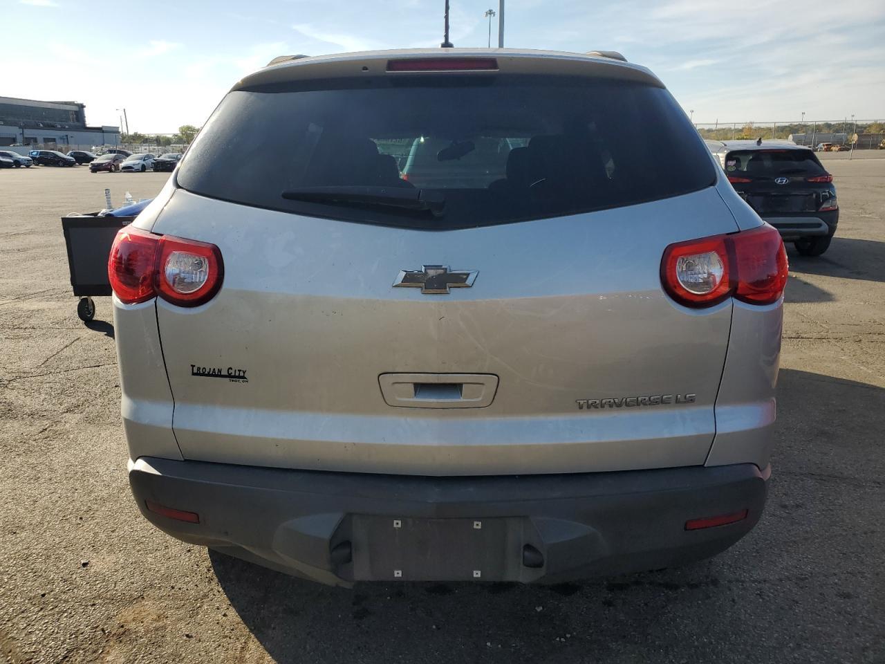 2011 CHEVROLET TRAVERSE