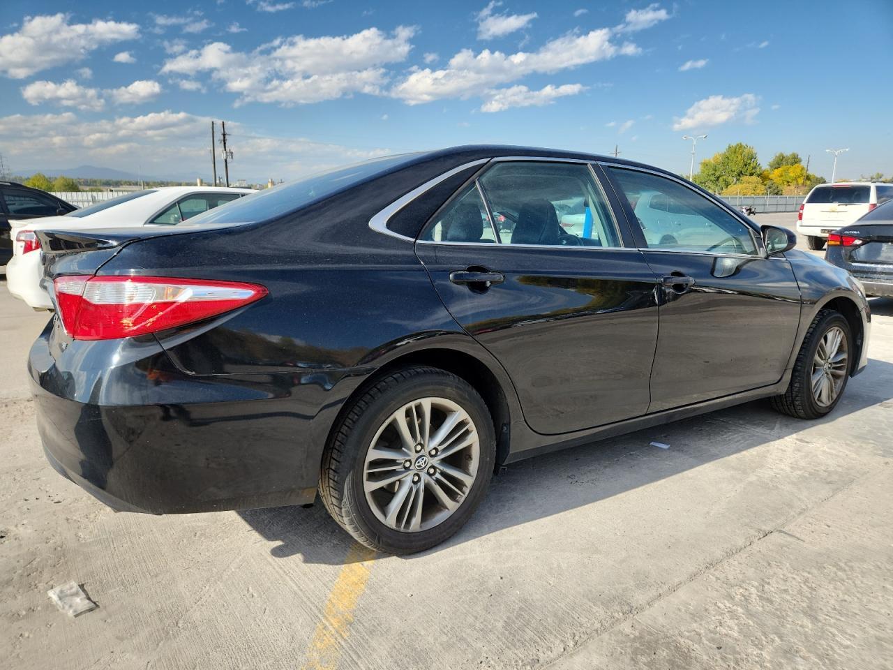 2017 TOYOTA CAMRY