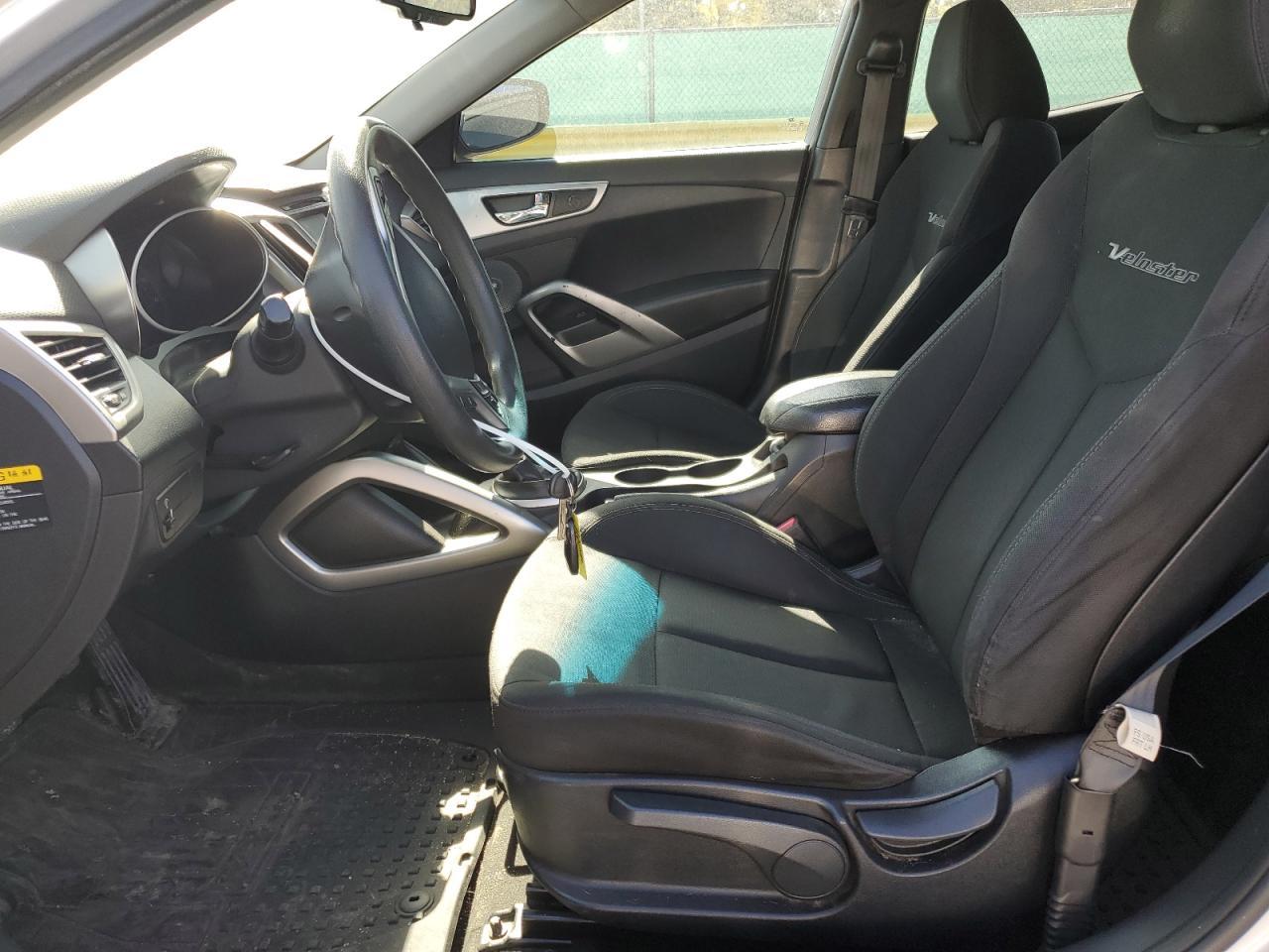 2013 HYUNDAI VELOSTER