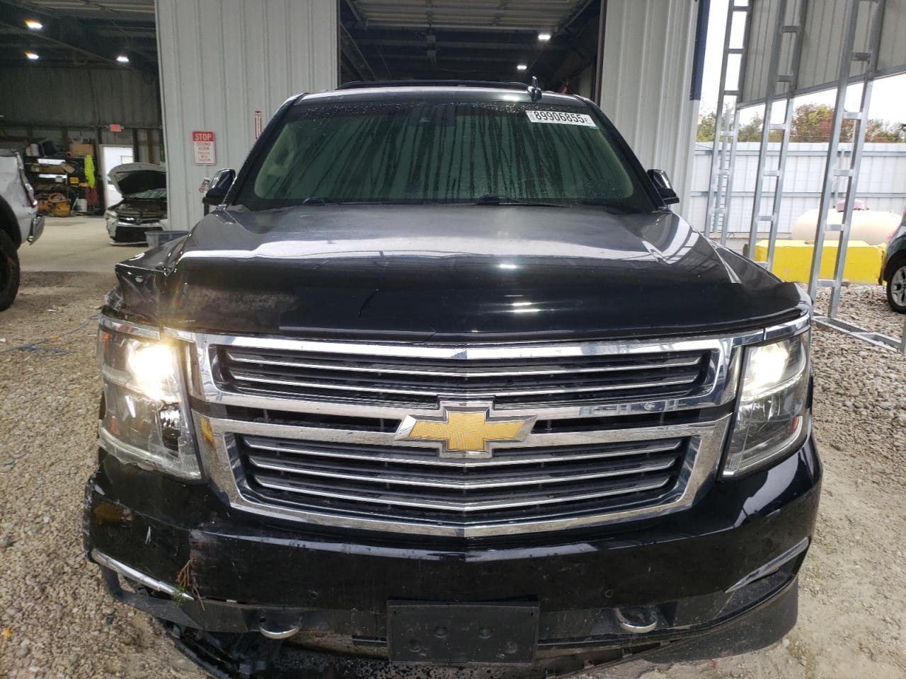 2016 CHEVROLET Suburban