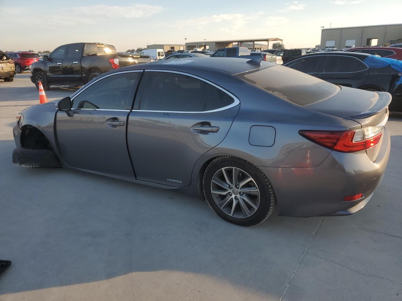 2018 LEXUS Es