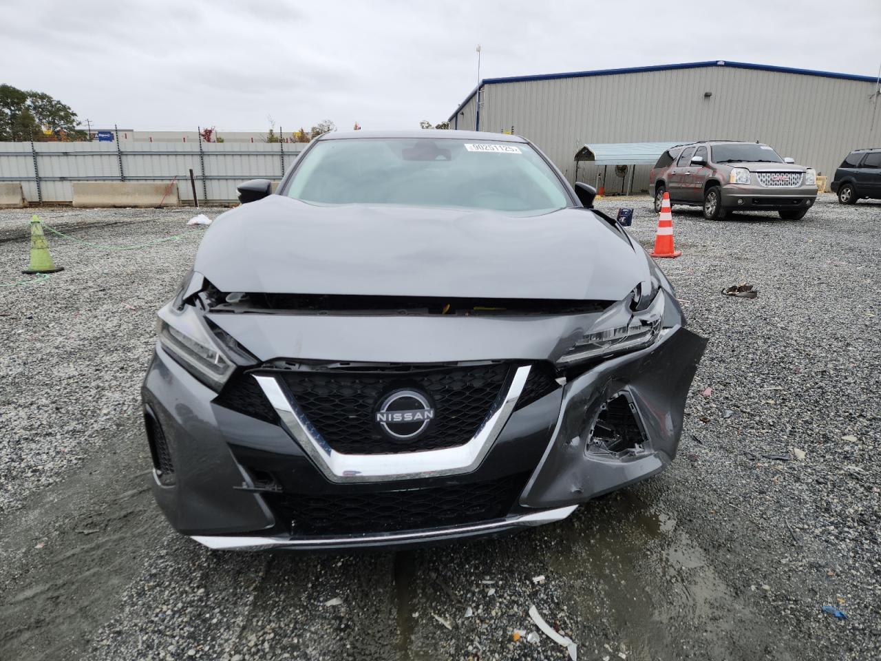 2023 NISSAN Maxima