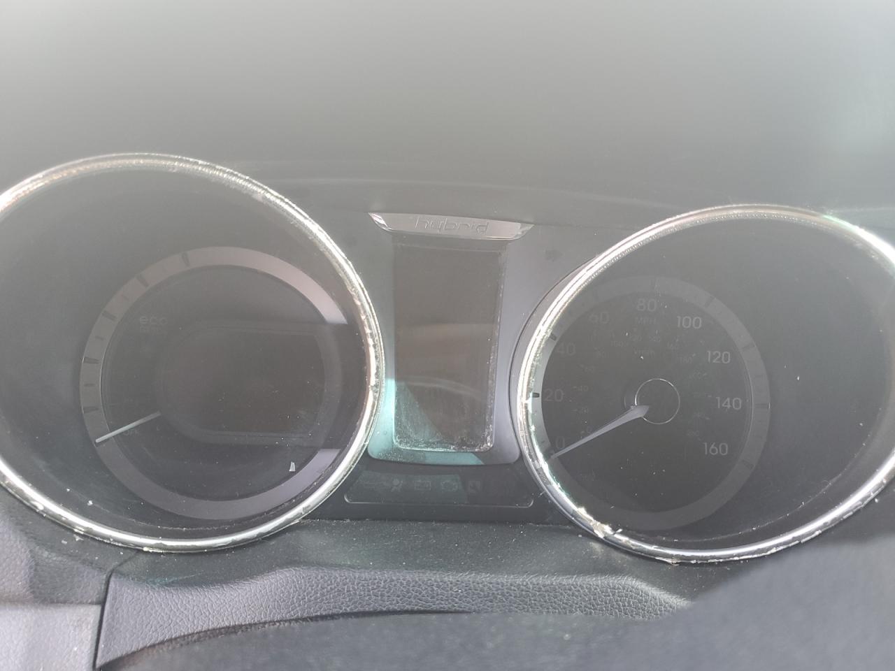 2011 HYUNDAI SONATA