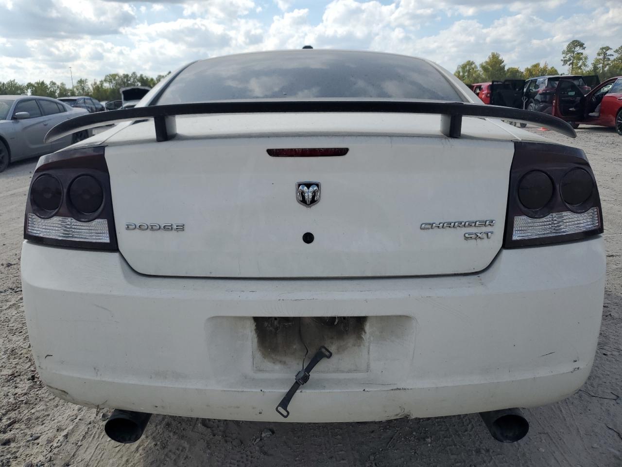 2010 DODGE CHARGER