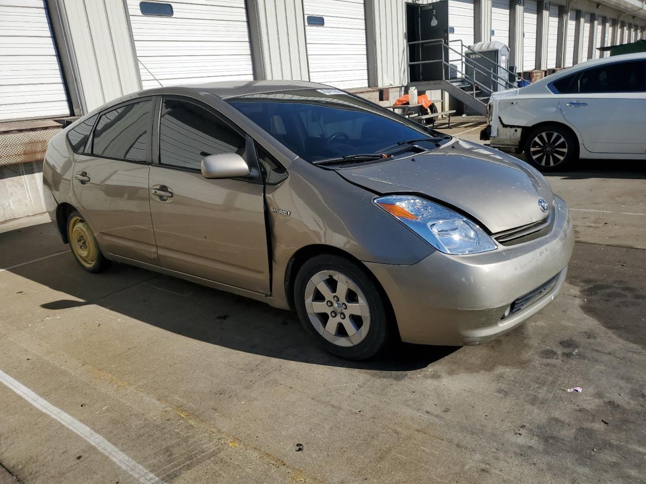2004 TOYOTA PRIUS