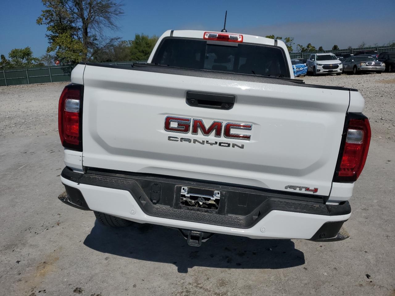 2024 GMC CANYON
