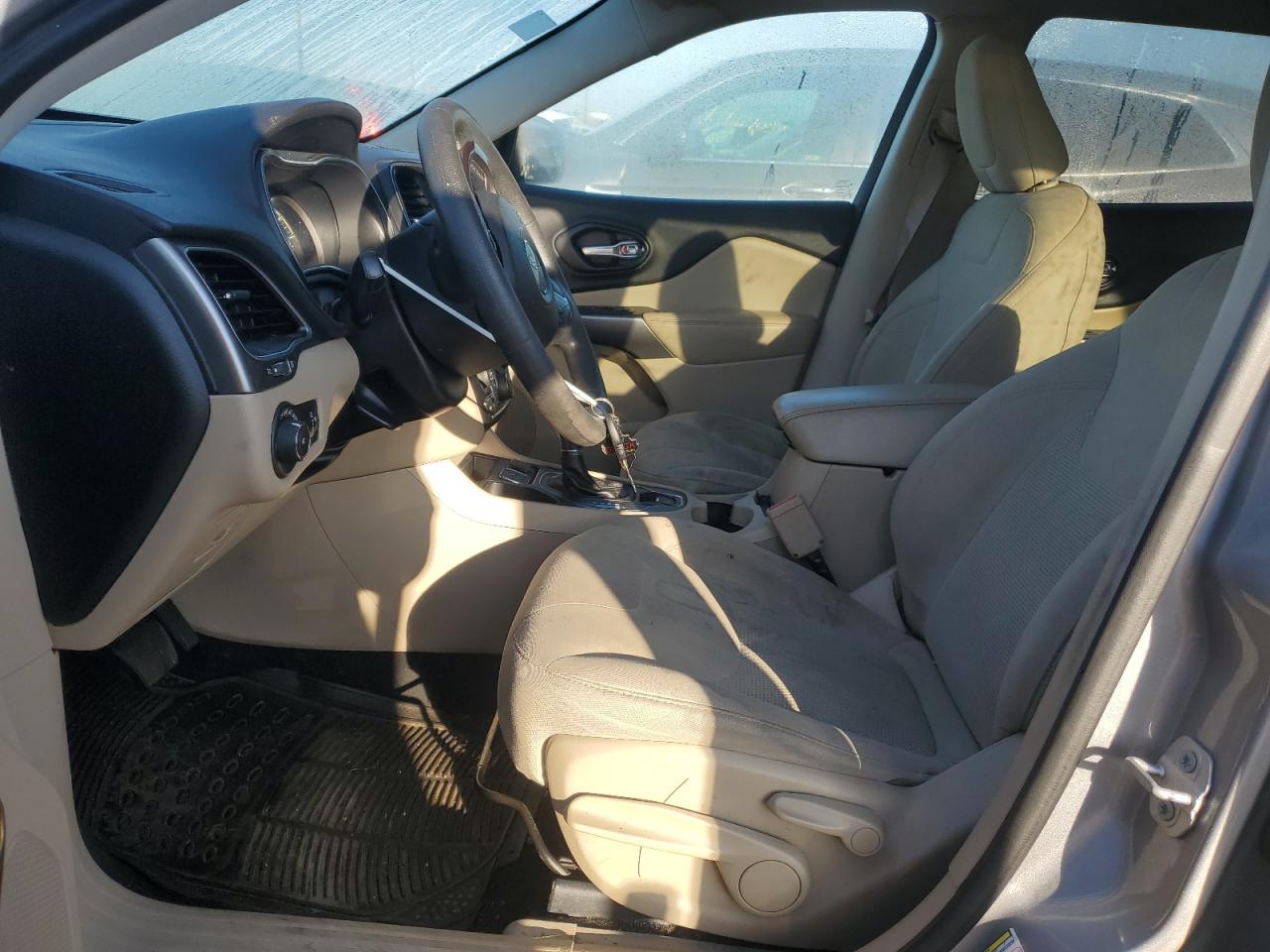2019 JEEP CHEROKEE