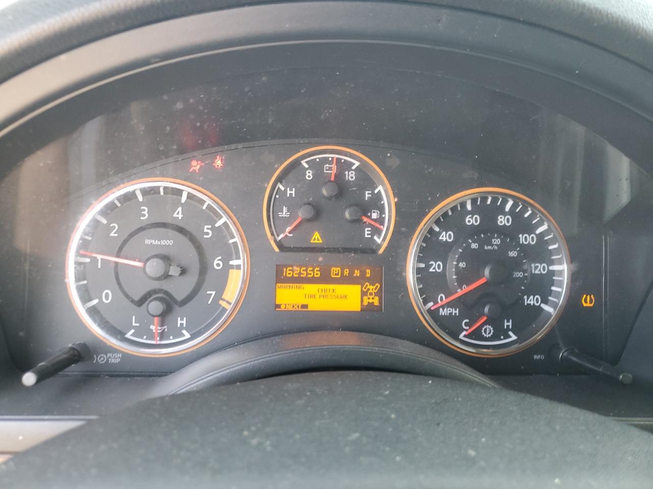 2014 NISSAN Armada