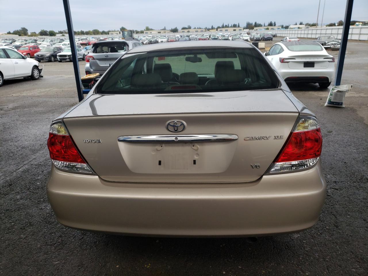 2005 TOYOTA CAMRY