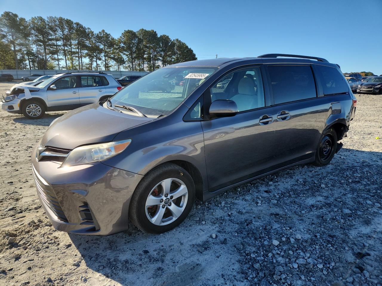 2018 TOYOTA SIENNA