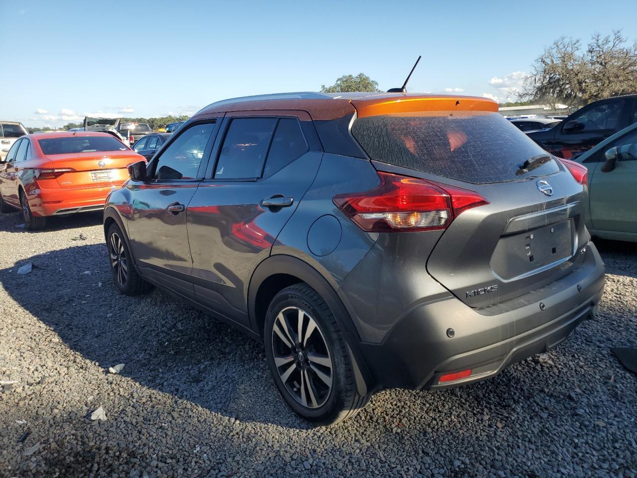 2020 NISSAN KICKS