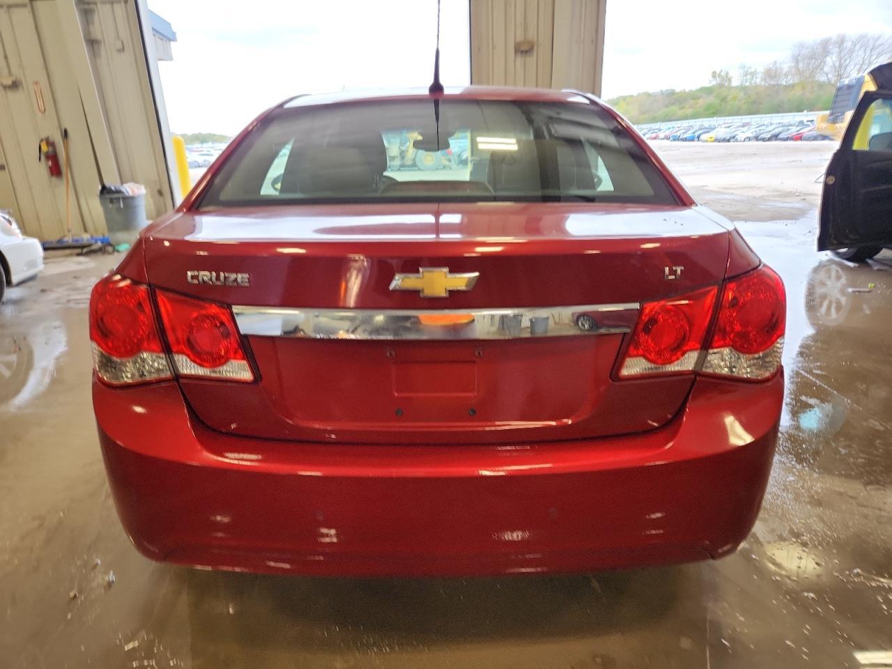 2011 CHEVROLET CRUZE