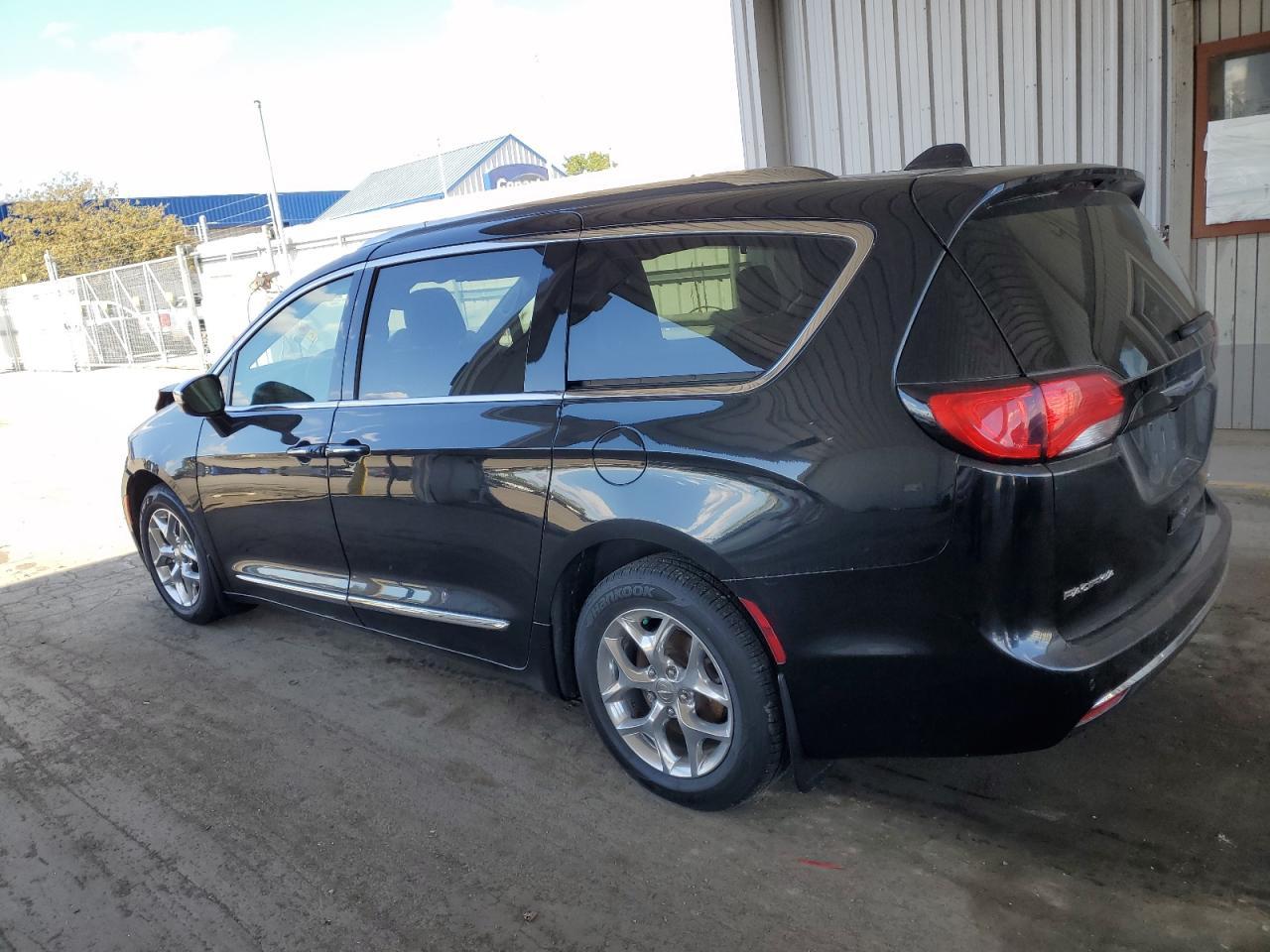 2019 CHRYSLER Pacifica