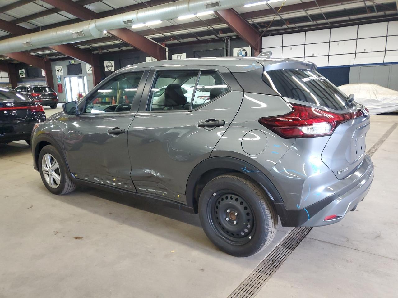 2025 NISSAN KICKS