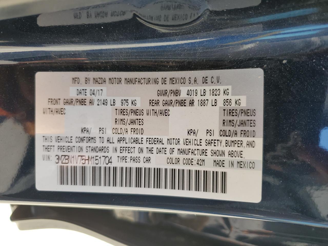 2017 MAZDA 3