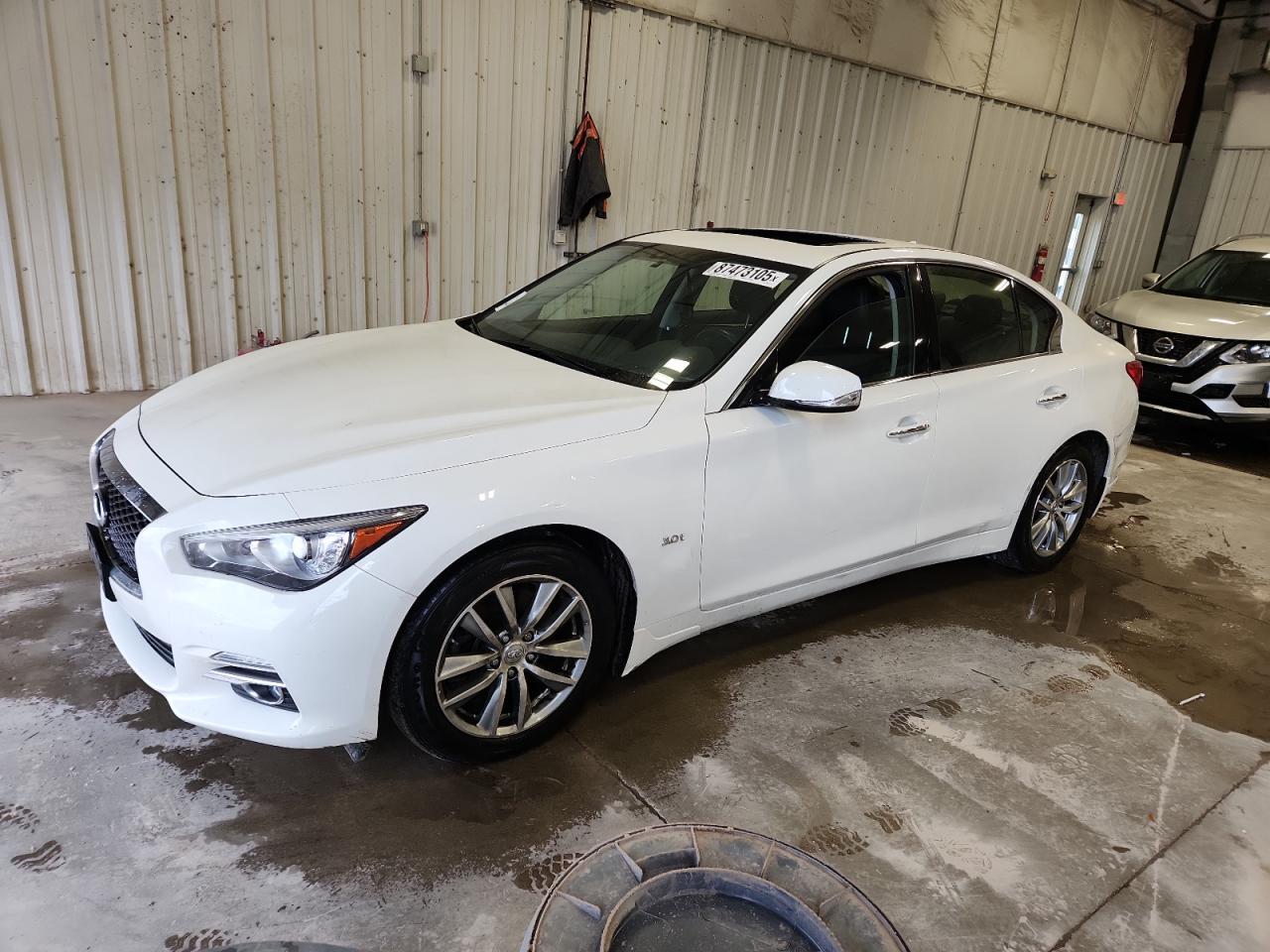 2017 INFINITI Q50