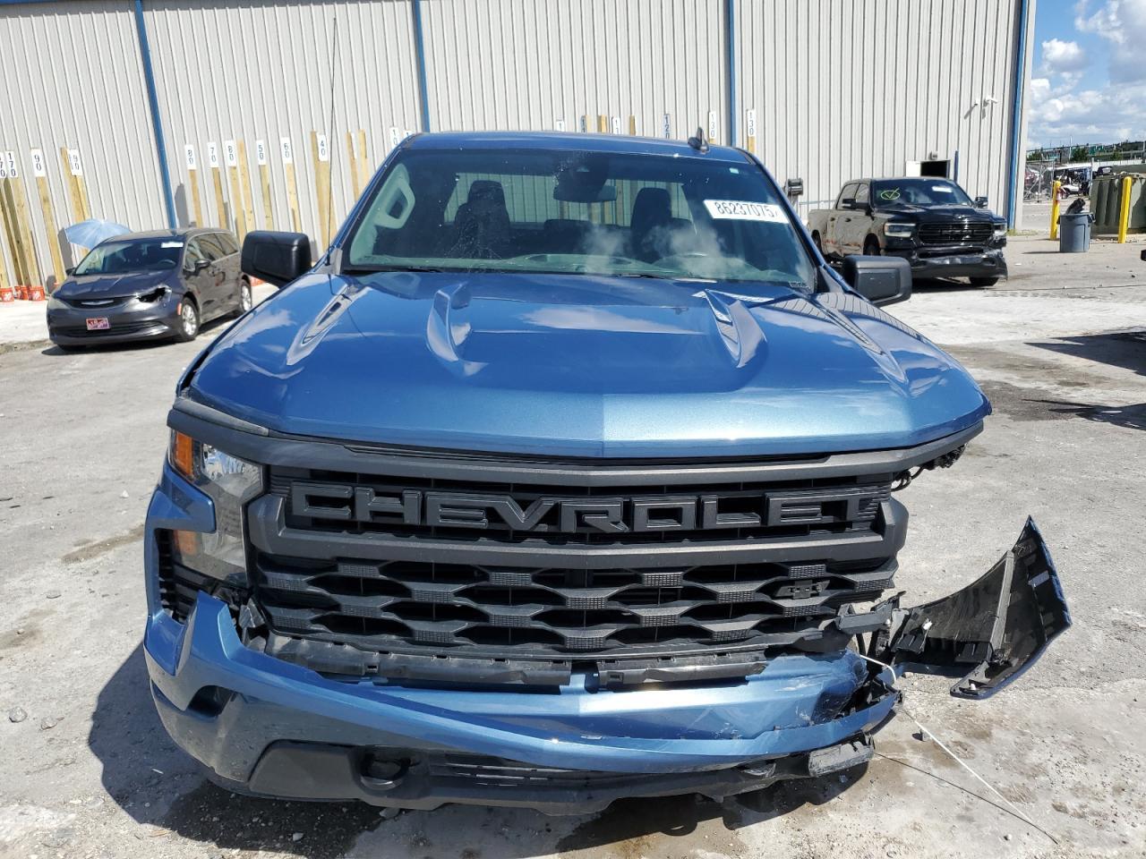 2024 CHEVROLET Silverado