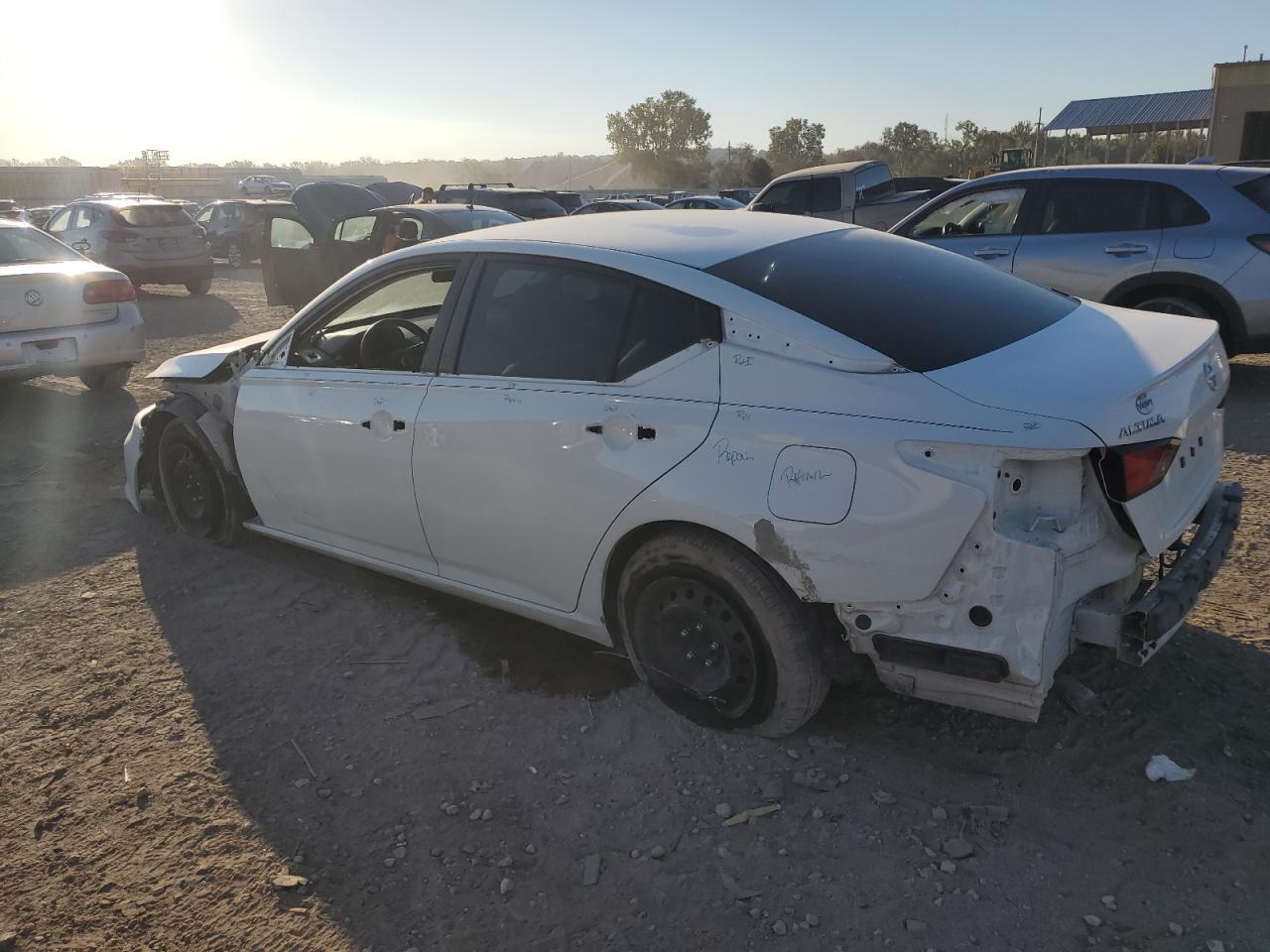 2022 NISSAN ALTIMA