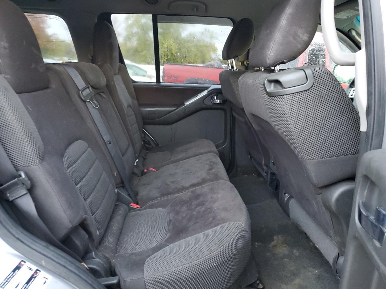 2012 NISSAN PATHFINDER